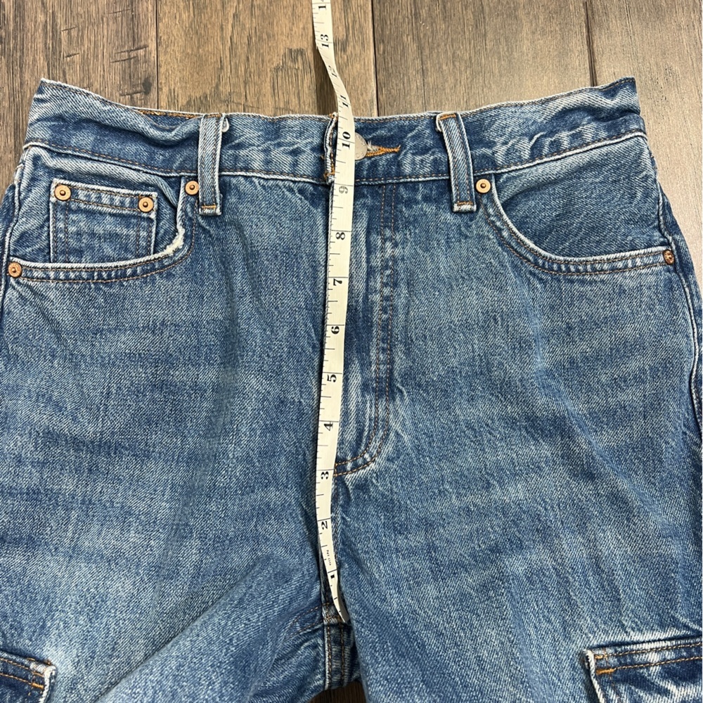 Aritzia Denim Forum The Farrah Hi-Rise Cargo Jean - Picture 8 of 12